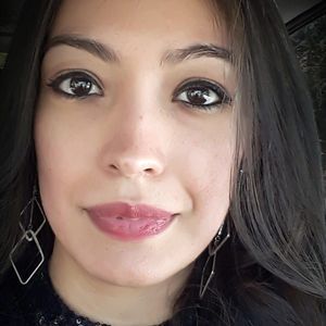 Meet your Posher, Cristina